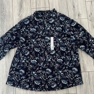 Croft & Barrow Navy Floral Long Sleeve Top